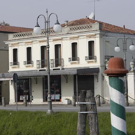 ميرا Barchessa Levi Morenos B&B المظهر الخارجي الصورة